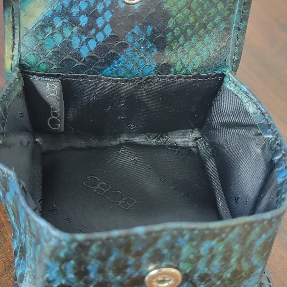 BCBG Max Azria chic mini