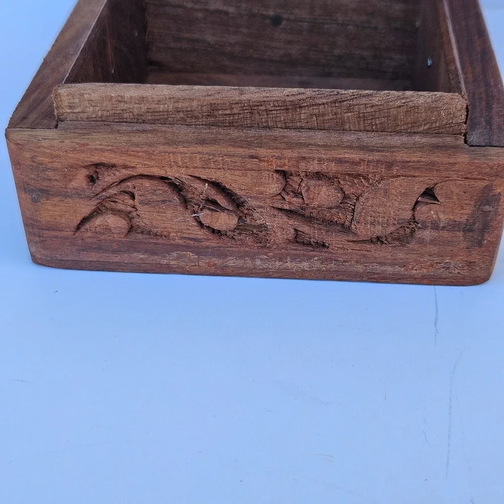Vintage Hand Carved Wooden Trinket Box Floral India Hinged Jewelry‎ Rustic Boho