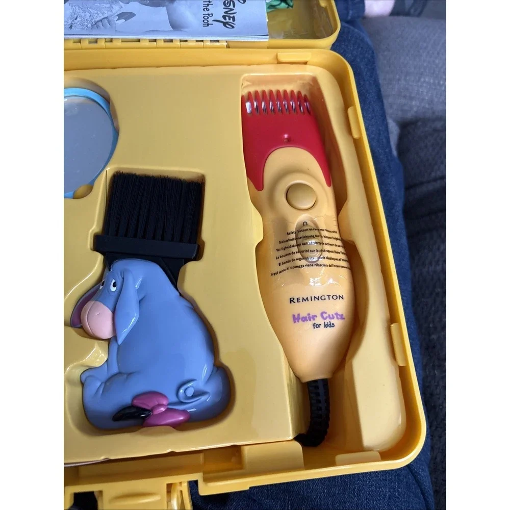 VTG Disney Winnie The Pooh Remington Kids Hair Clippers Haircut Kit Accessories