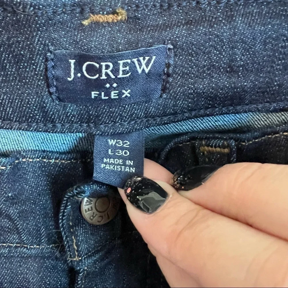 J. Crew Factory features stretch