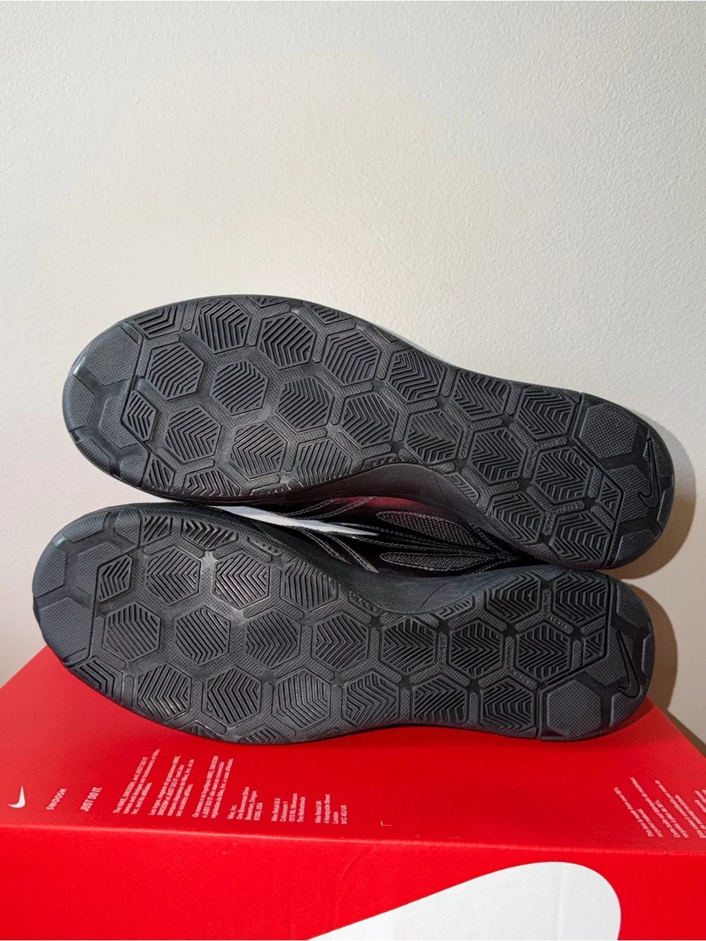Nike Gato LV8 Anthracite Black IB3566-002 Men’s Size 10.5