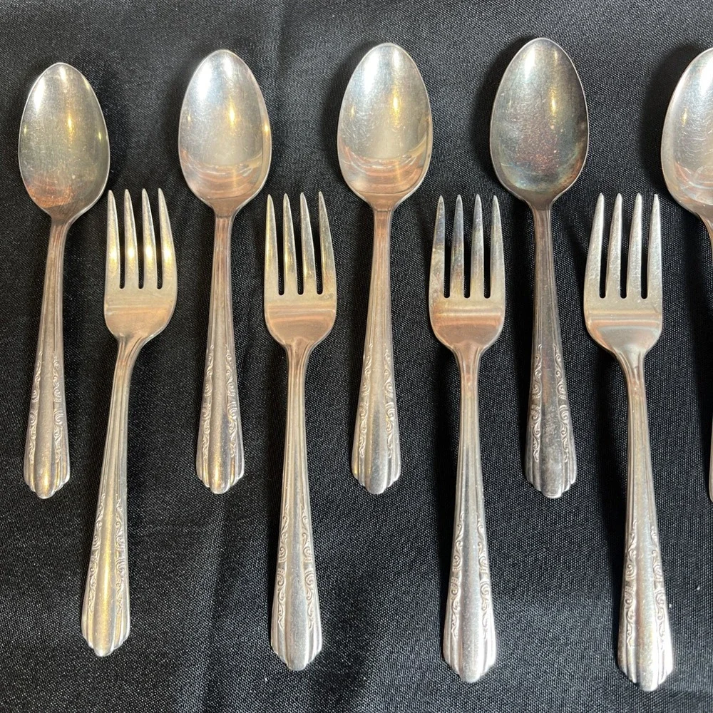 Marathon salad forks