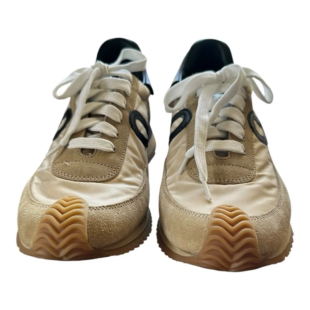 Loewe sneakers beige