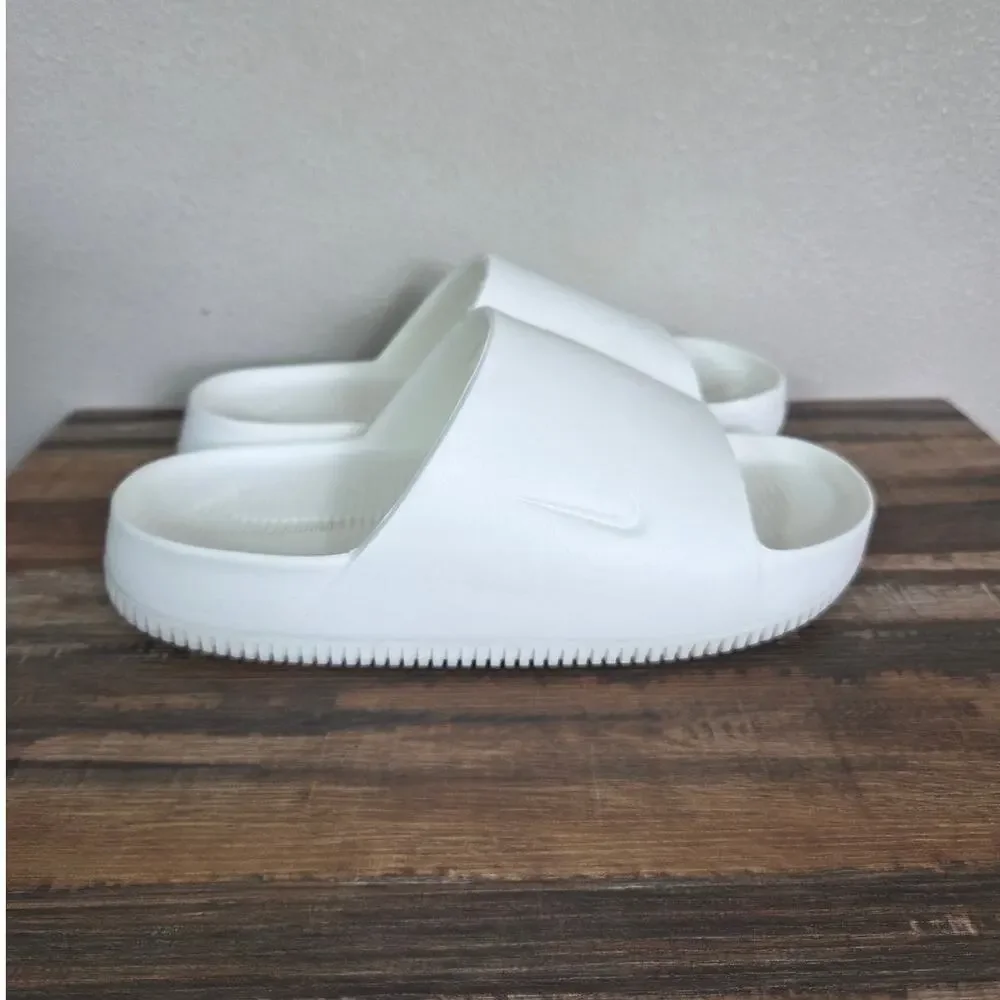Nike calm white