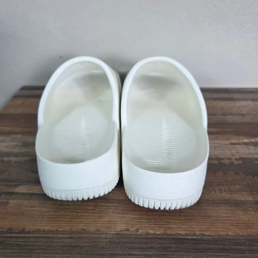Nike calm white
