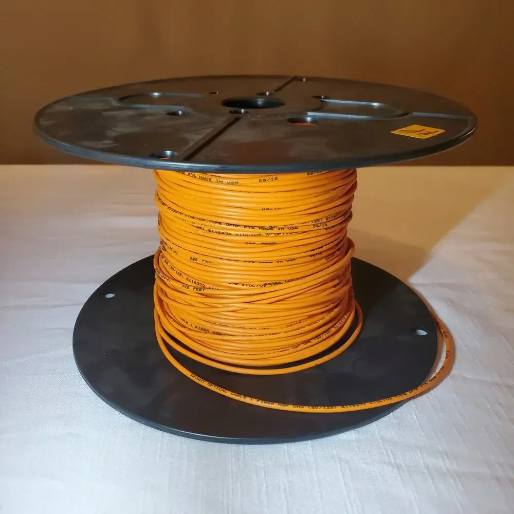 Savant optical cable