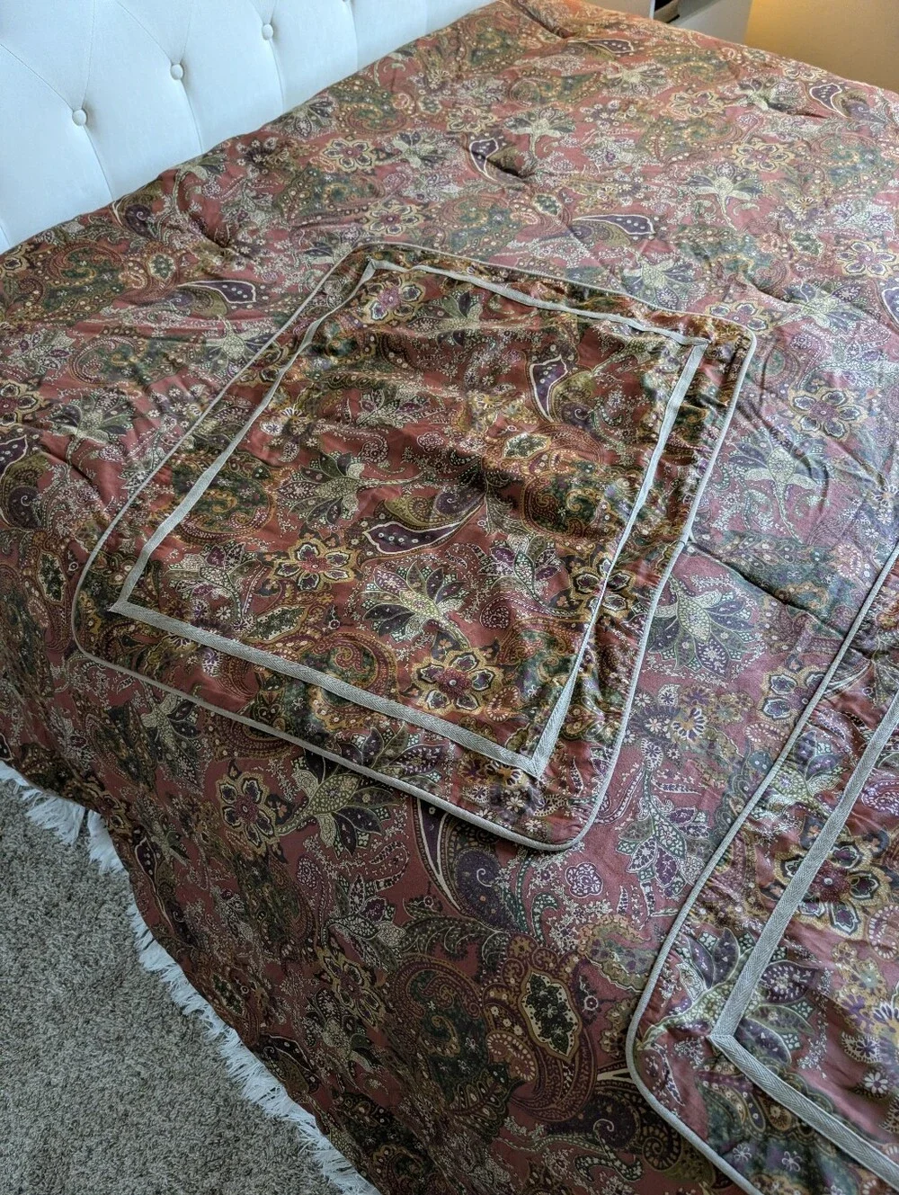 Chaps Home Rust Brown Satin Jacobean Botanic Queen Comforter Striped Reversed