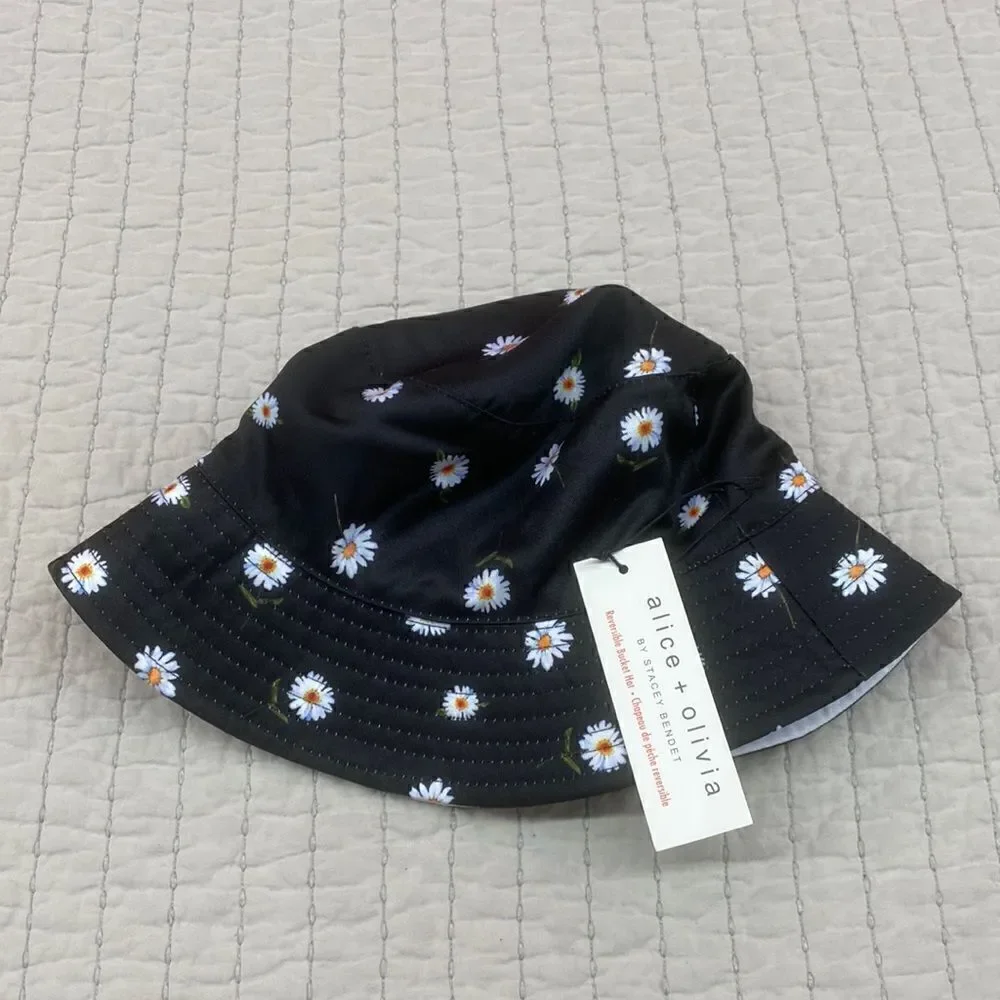 Alice + Olivia Daisy Reversible Bucket Hat