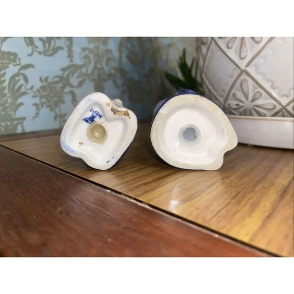 Vintage Delft Blue Boy‎ and Girl Salt and Pepper Shaker Set Souvenir of Holland