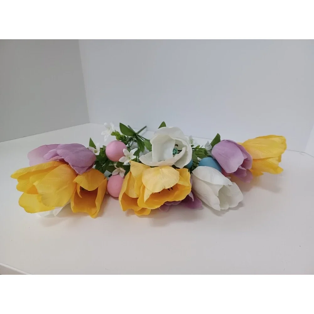 NEW Lot of 3 Bunnies & Blooms Ashland Tulip Bushes Crafts Easter‎