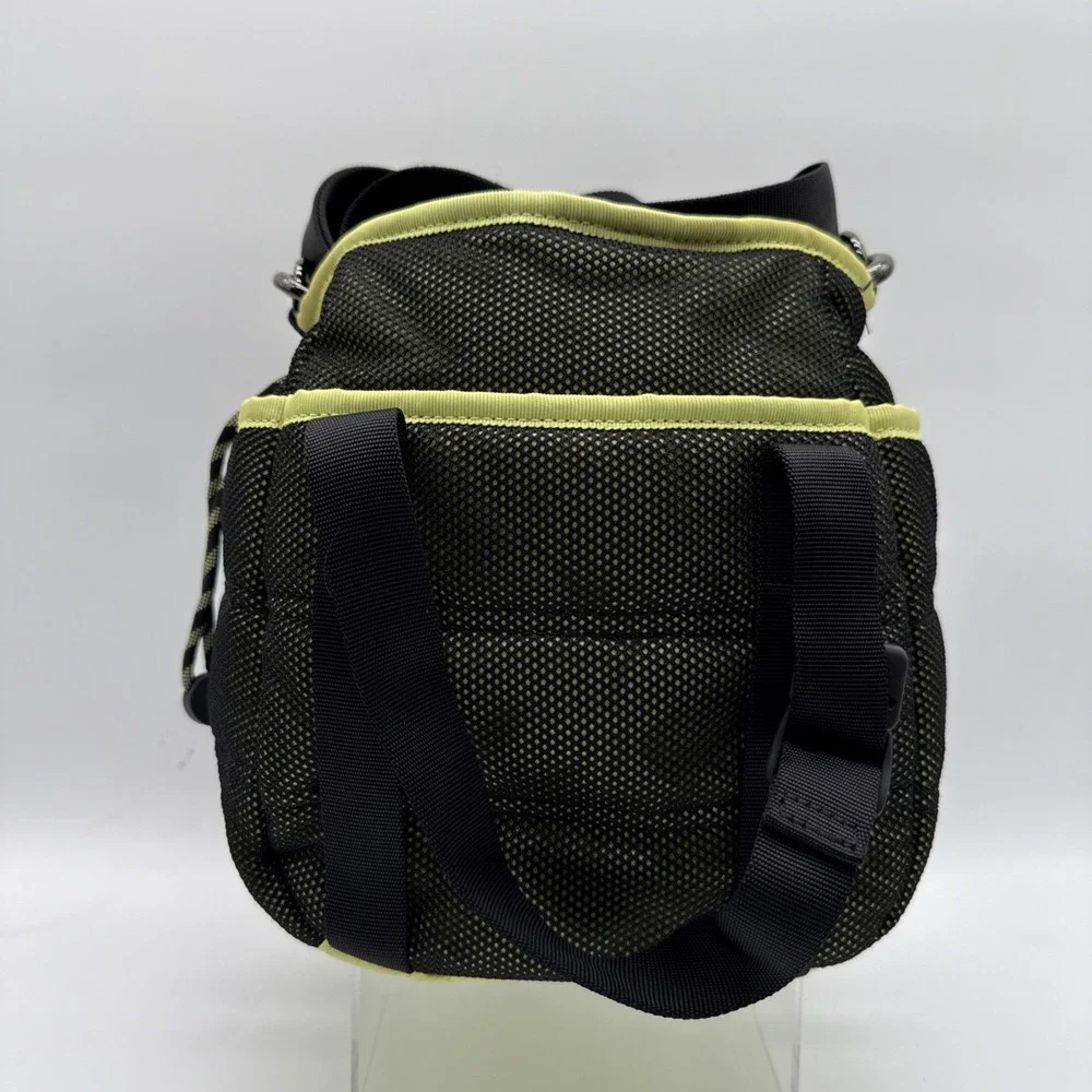 Lululemon Dash‎ All Day Bucket bag *6.5L Black/Lemon Vibe