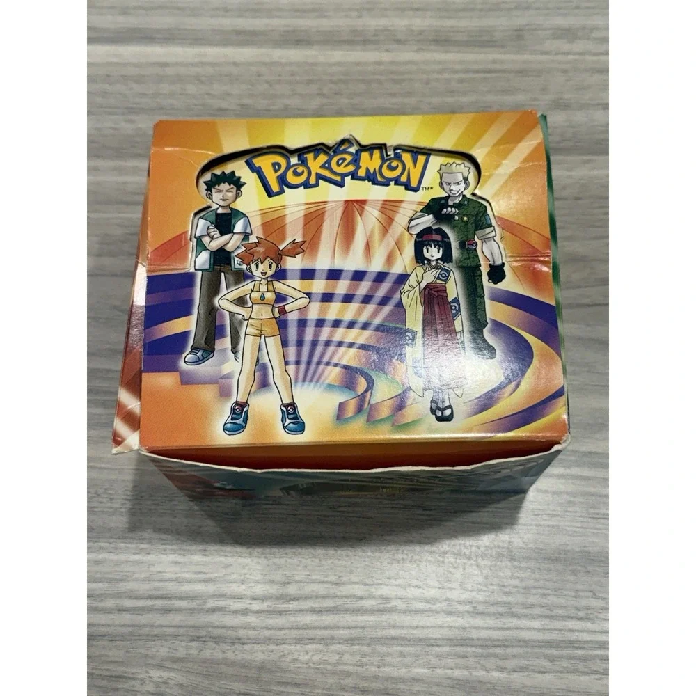 Pokémon Gym Heroes 2000 EMPTY Booster Box Wizards of‎ the Coast Display