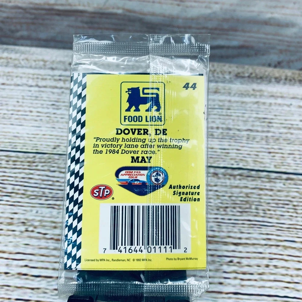 Food Lion Richard Petty 1992 Fan Appreciation Tour‎ Dover DE Pin Sealed
