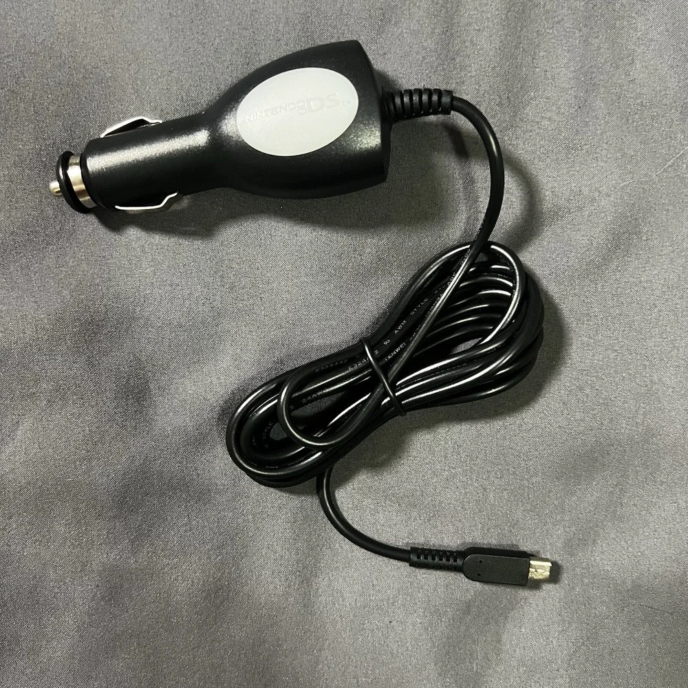 Official Nintendo 3DS/2DS/DSi Car‎ Charger, Earbuds, Cleaning Cloth Authentic