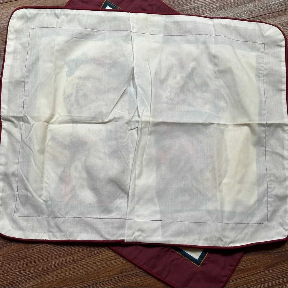 N/A set placemats