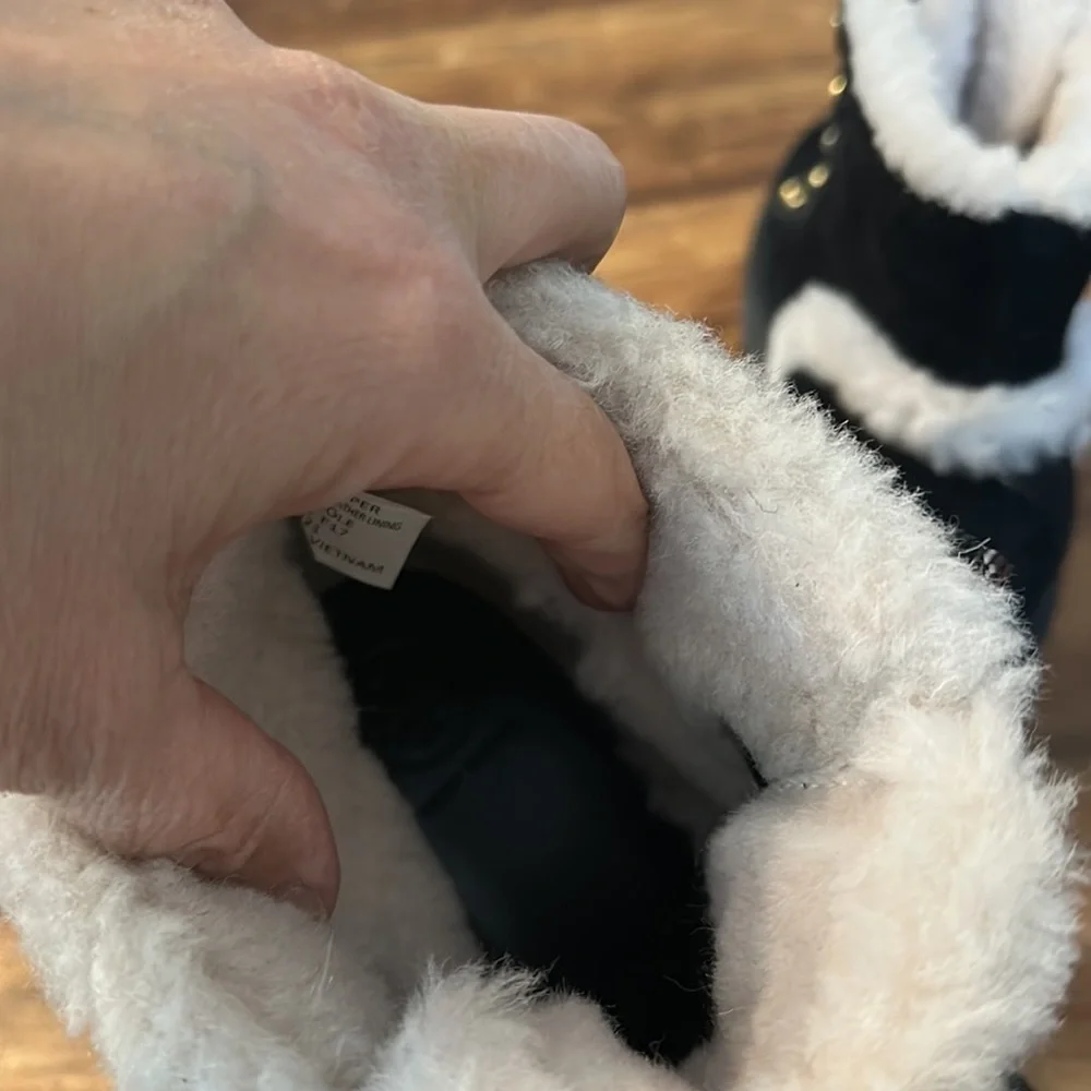 Tory Burch Cooper Suede and Sheep Fur Black Boot Sz8