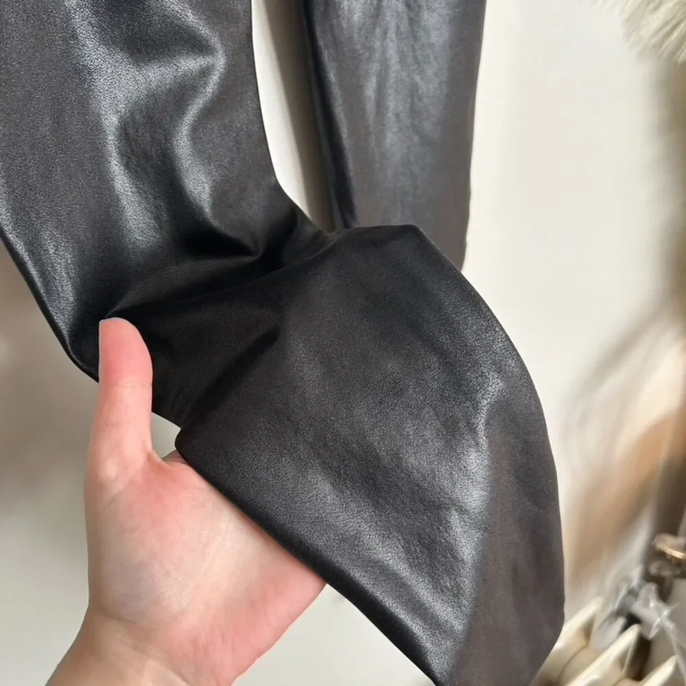 SPANX it flatters