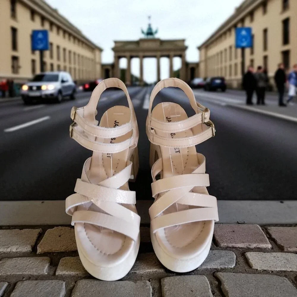 Janet‎ & Janet Nude Platform Chunky Heels Strappy Design EU 36