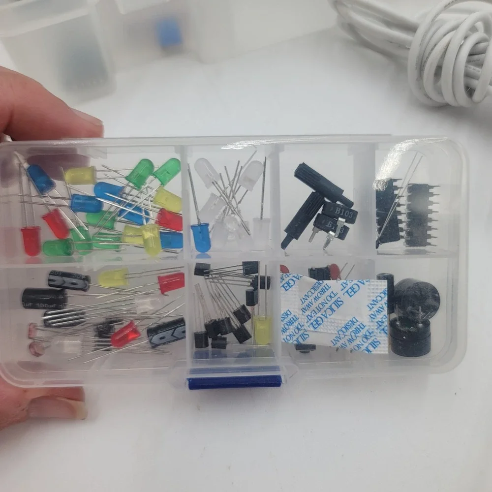 Elegoo Mega 2560 Most Complete Starter Kit & 37 Sensor Kit V2.0 for Arduino