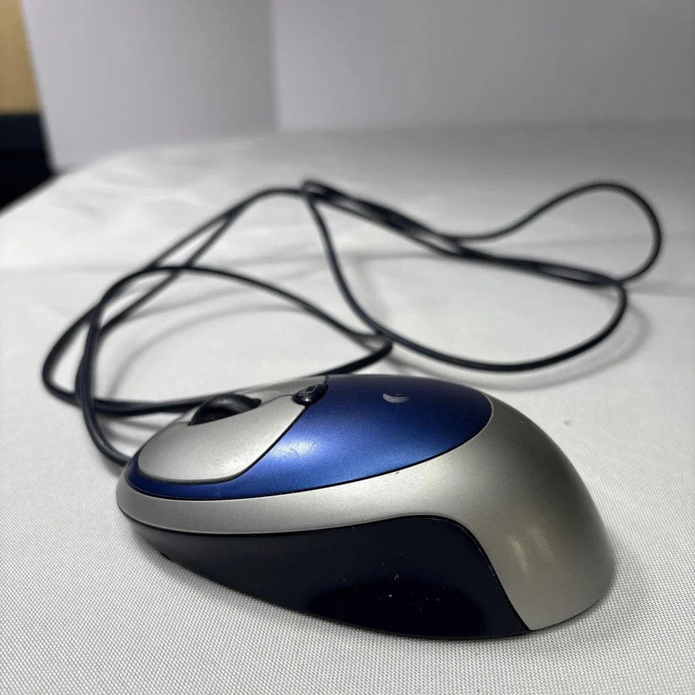 Used Original Logitech Click! Optical Mouse M-BT85‎ USB