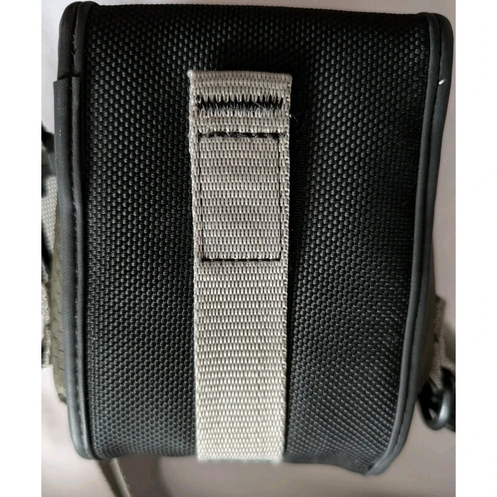 Targus Padded Over Shoulder Travel Camera Bag Case