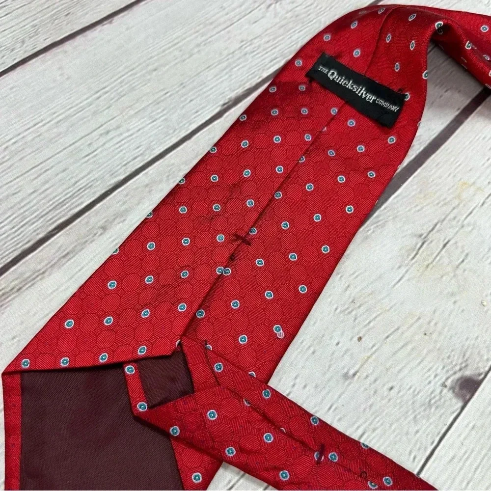 Quiksilver excellent preowned