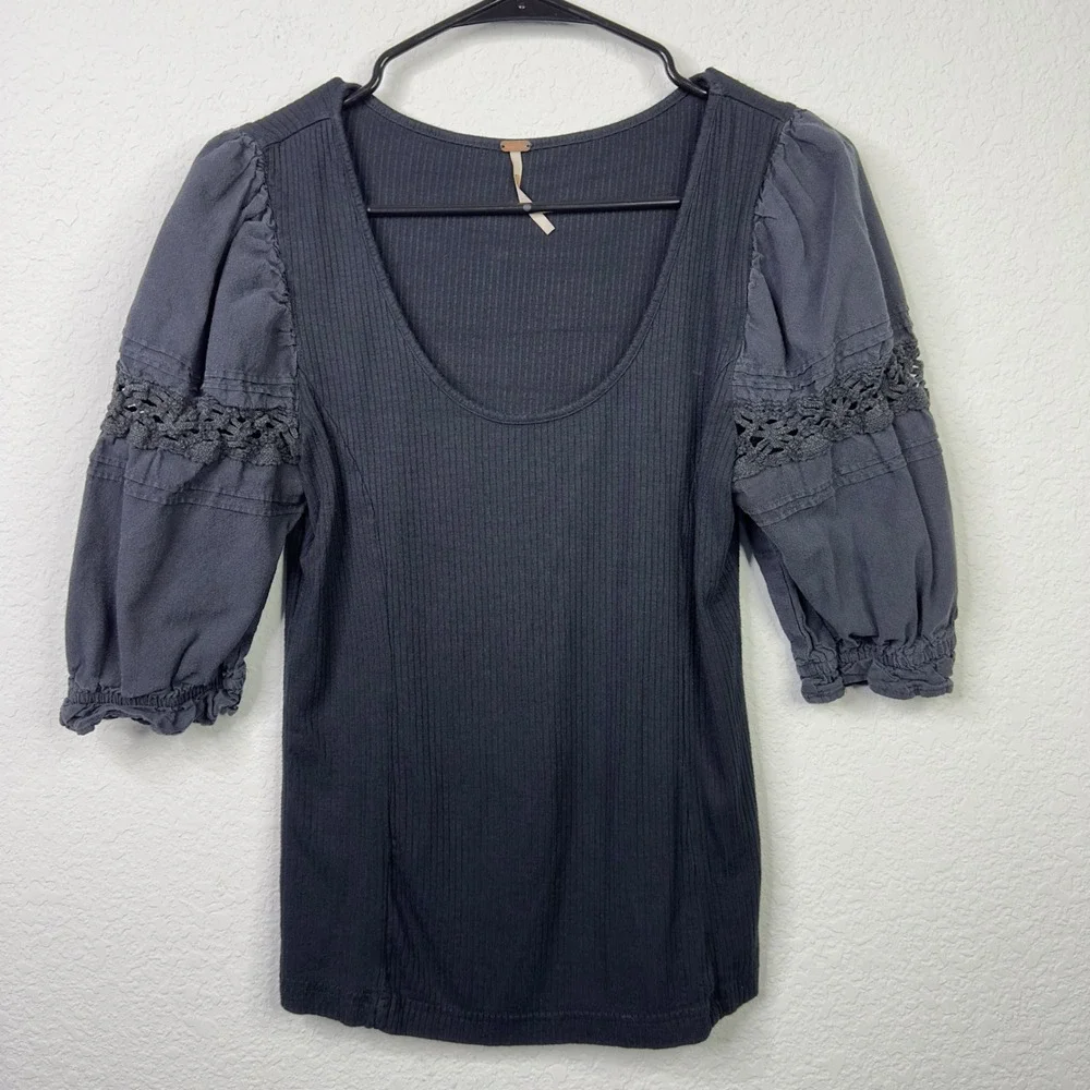 Free People Shirt S Black Ribbed‎ Puff Sleeve Crochet Lace Romantic Goth Boho