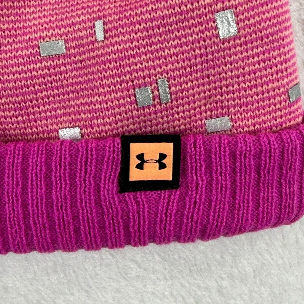 Under Armour style beanie