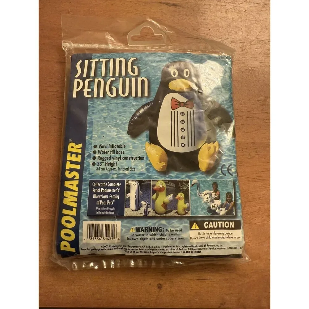 Vintage Inflatable 2.75'‎ Sitting Penguin - Swimming Pool Décor Float - 2001 USA