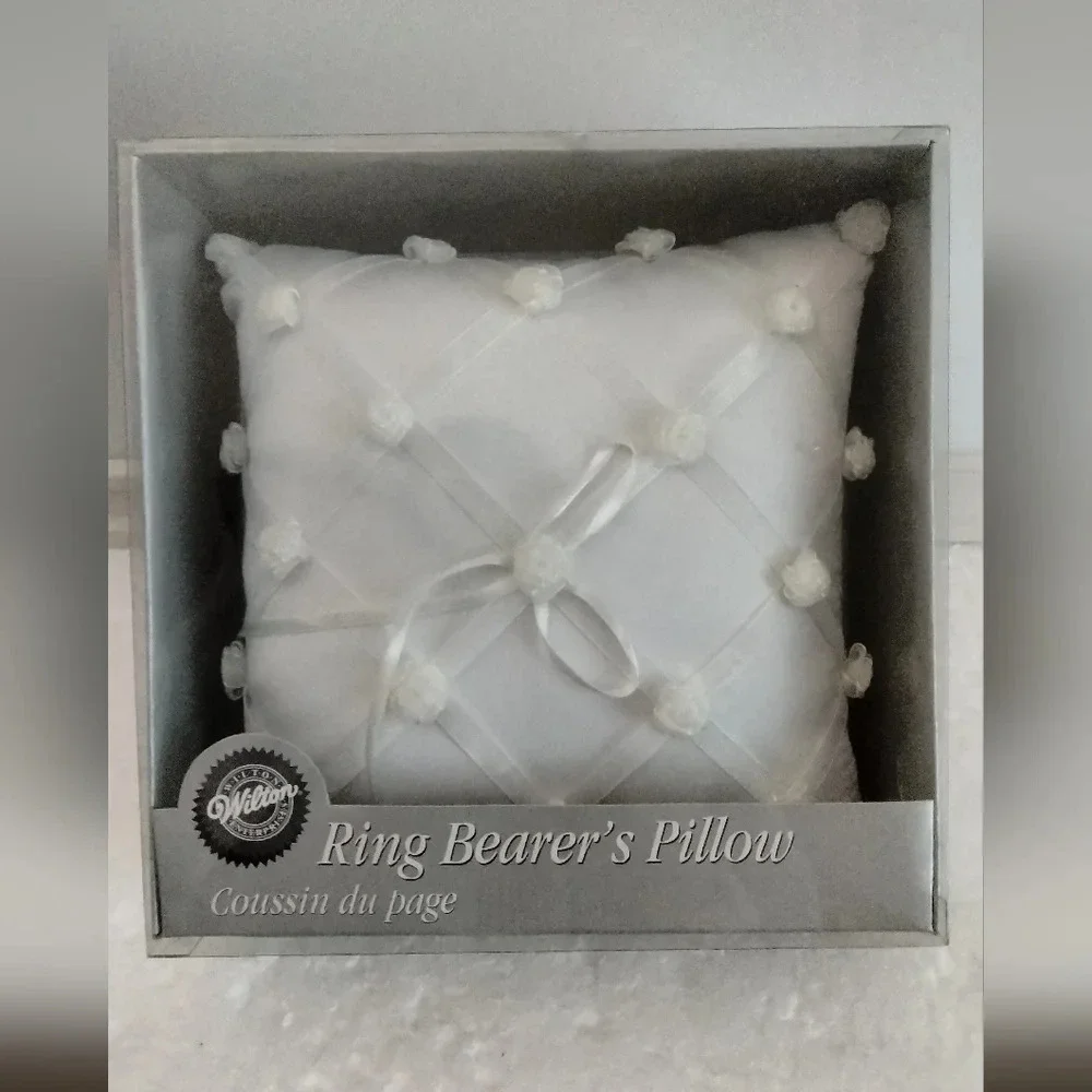 Wedding White Ring Bearers Square Pillow Small Rosa (New in Box)