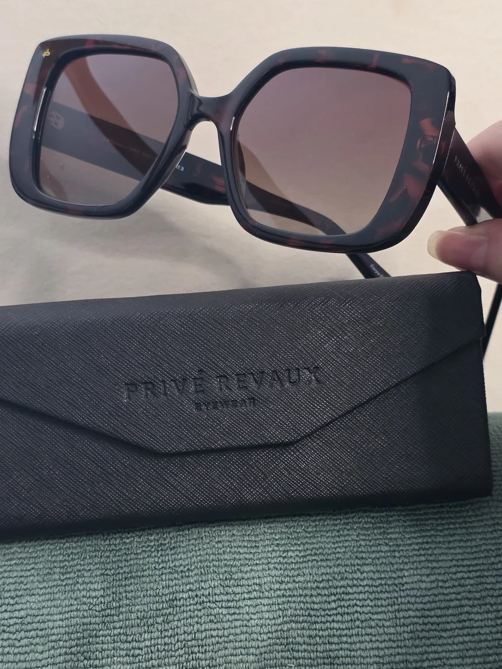 prive revaux  prive revaux square frame • frame color featuring