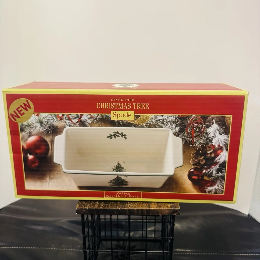 Spode Christmas Tree Loaf Pan 11.75”x5.5” Baking Dish with Christmas Tree Motif
