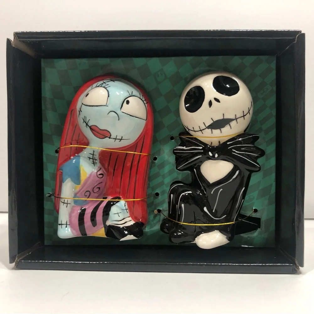 Disney closet offers