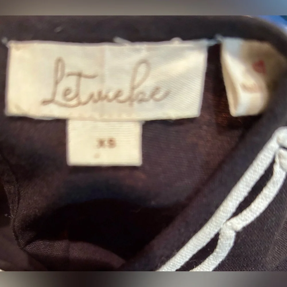 Letmebe Embroidered Top‎