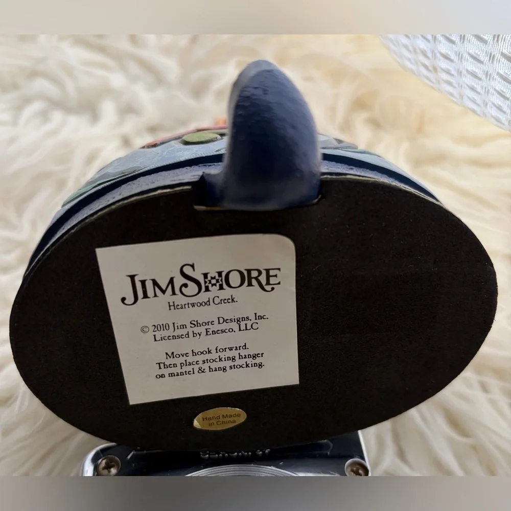 Jim Shore around sized