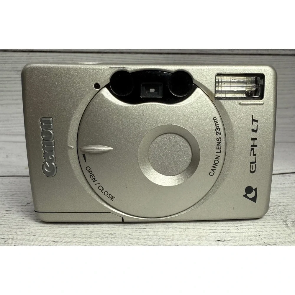 Canon elph lt