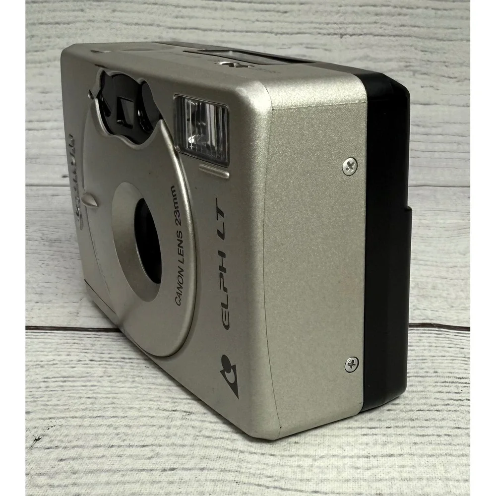 Canon elph lt