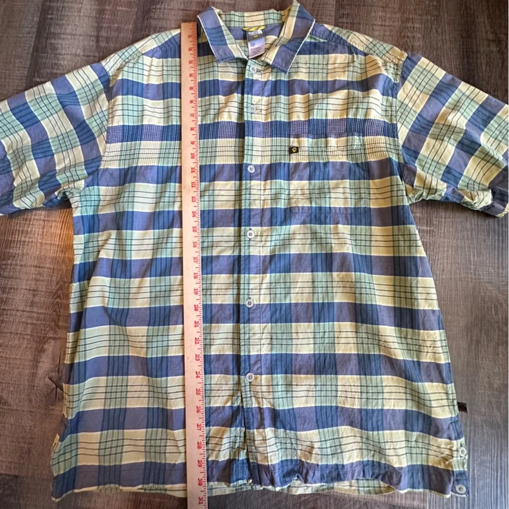 The North Face Shirt Men’s XL‎ Blue Yellow Plaid Short Sleeve Button Down