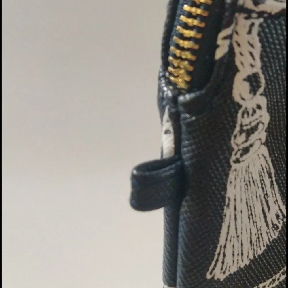 Chicos tassel printed