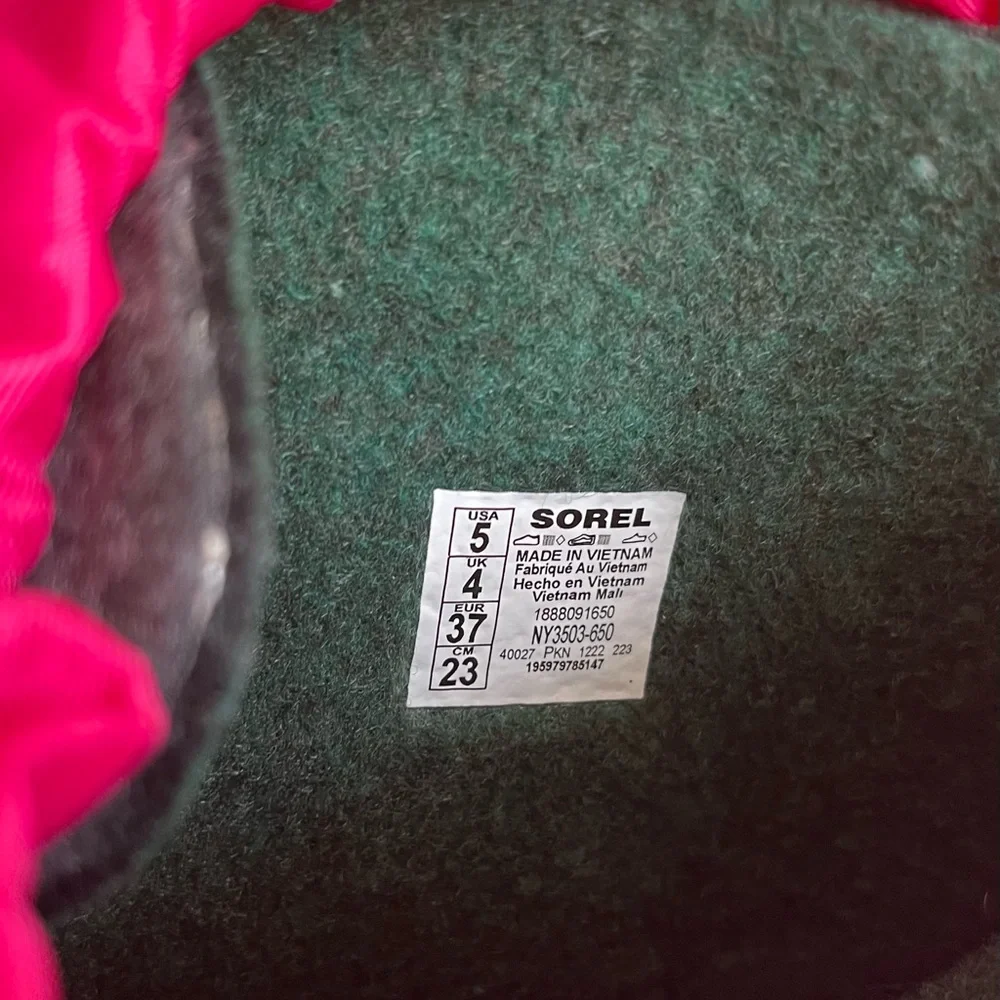 Sorel Flunny Pink and Black Winter Snow Boots big‎ girl Sz 5