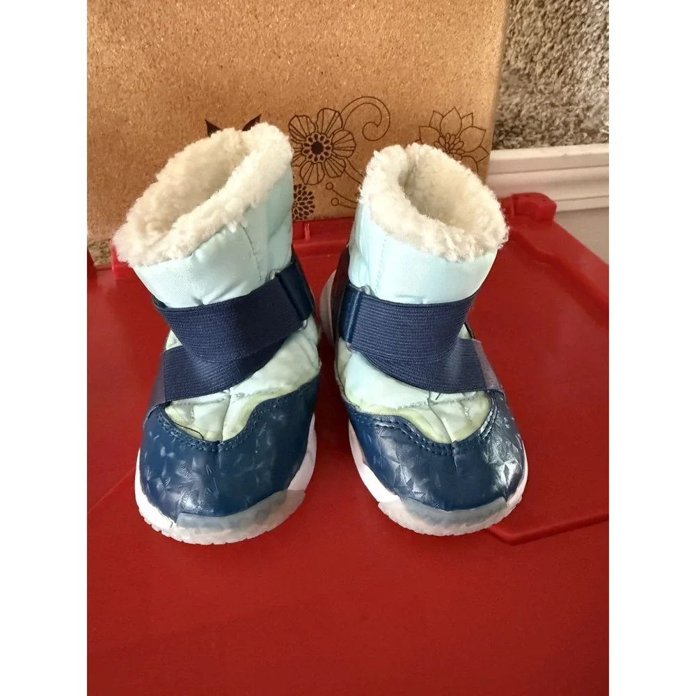 Nike good preowned