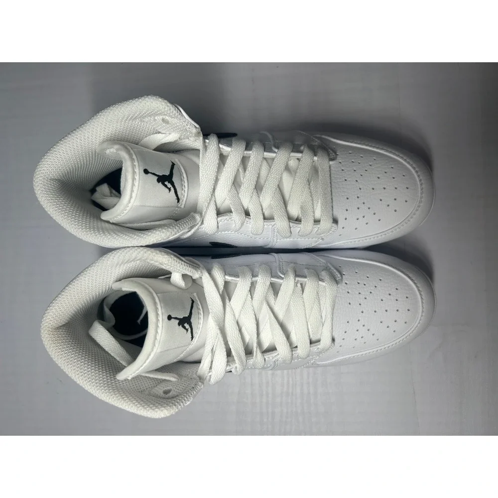 Nike Air Jordan 1 Mid Youth Cleat White Black Size 3.5Y HF6883100 New/No Lid