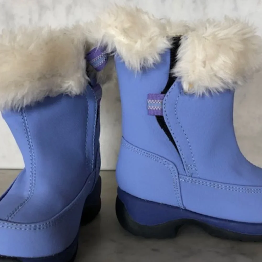 LANDS' END Little Girl Dual Hook & Loop Closure Faux Fur Lined Periwinkl…