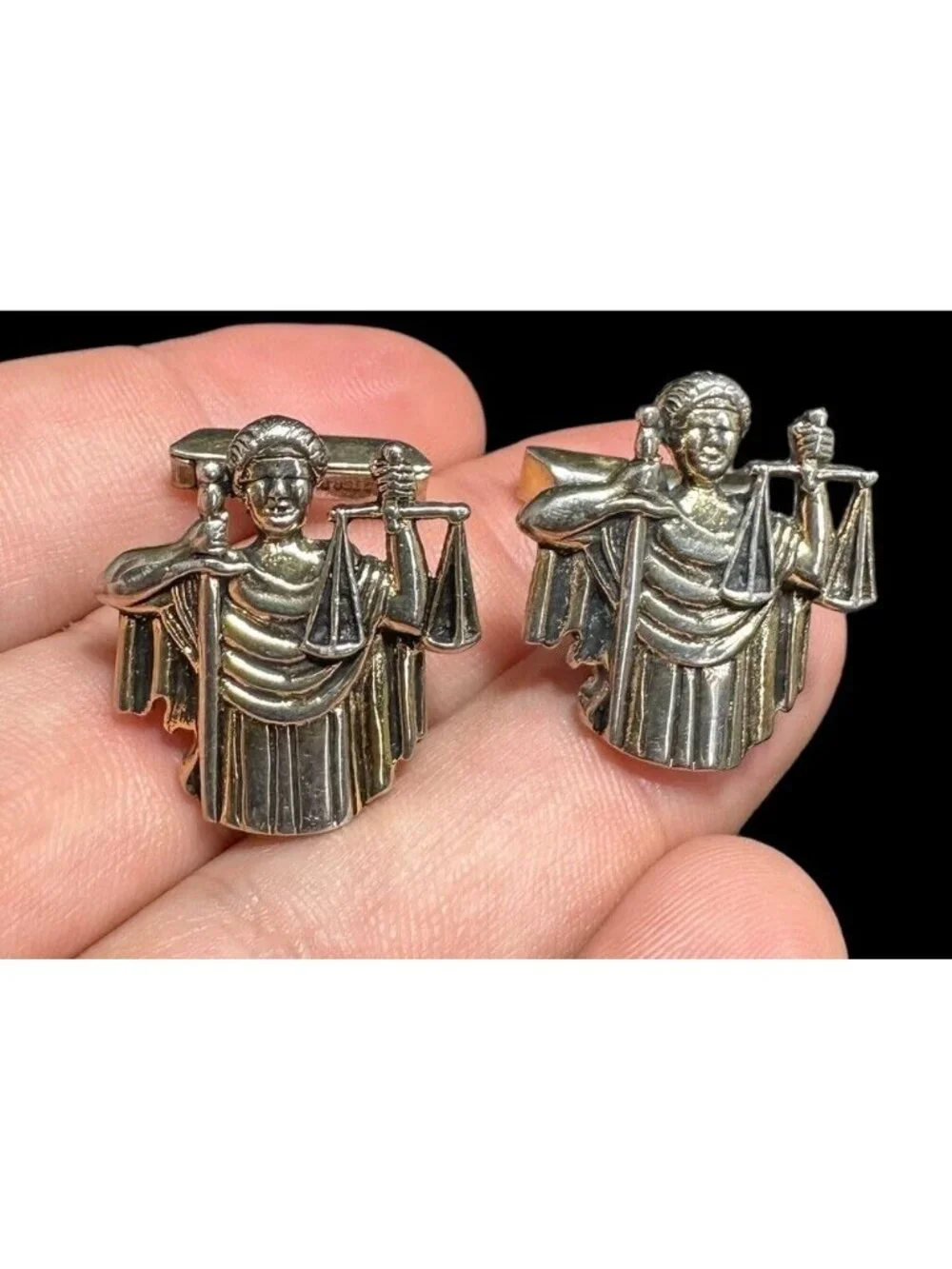 Unbranded cufflinks are