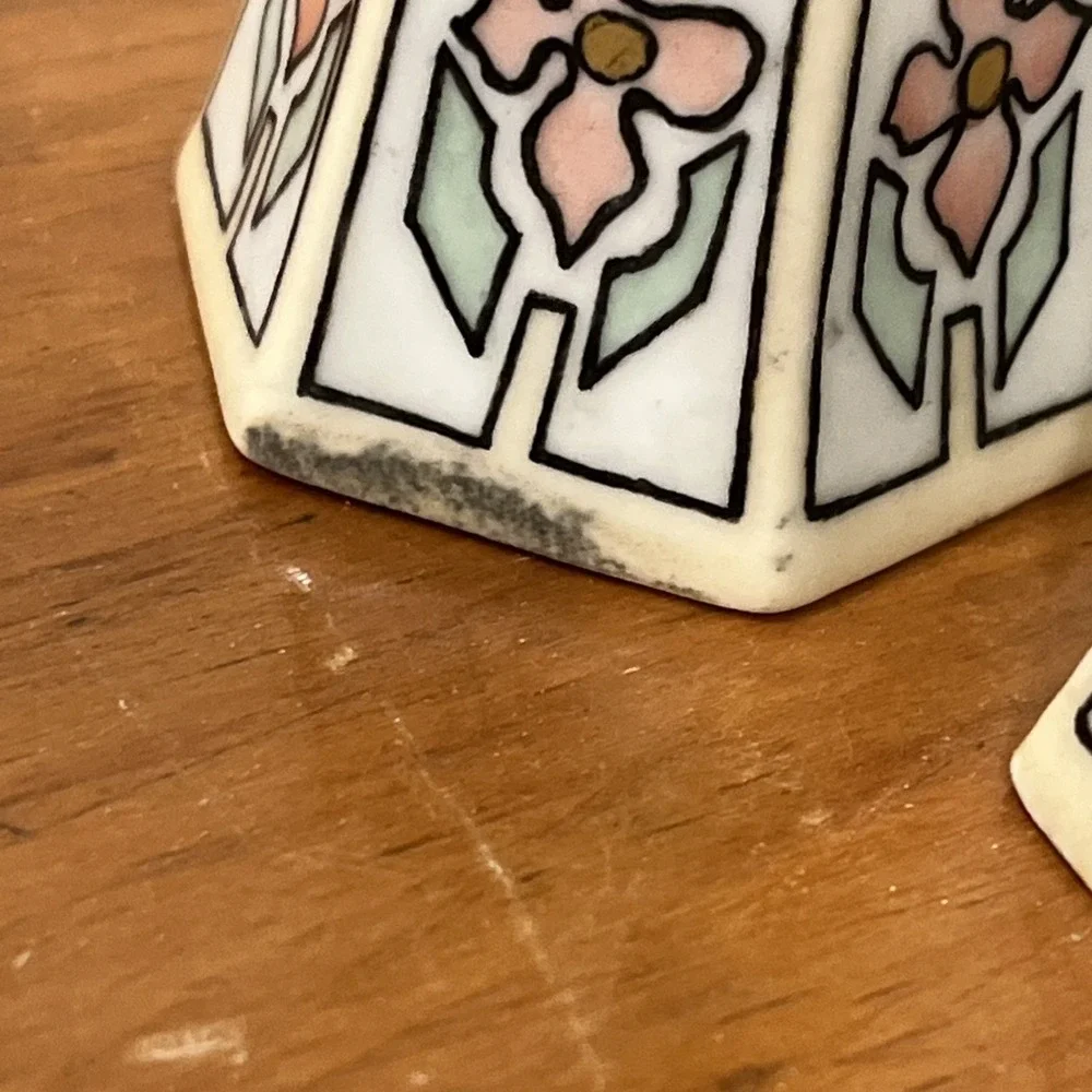 O&EG Royal Austria adorable painted