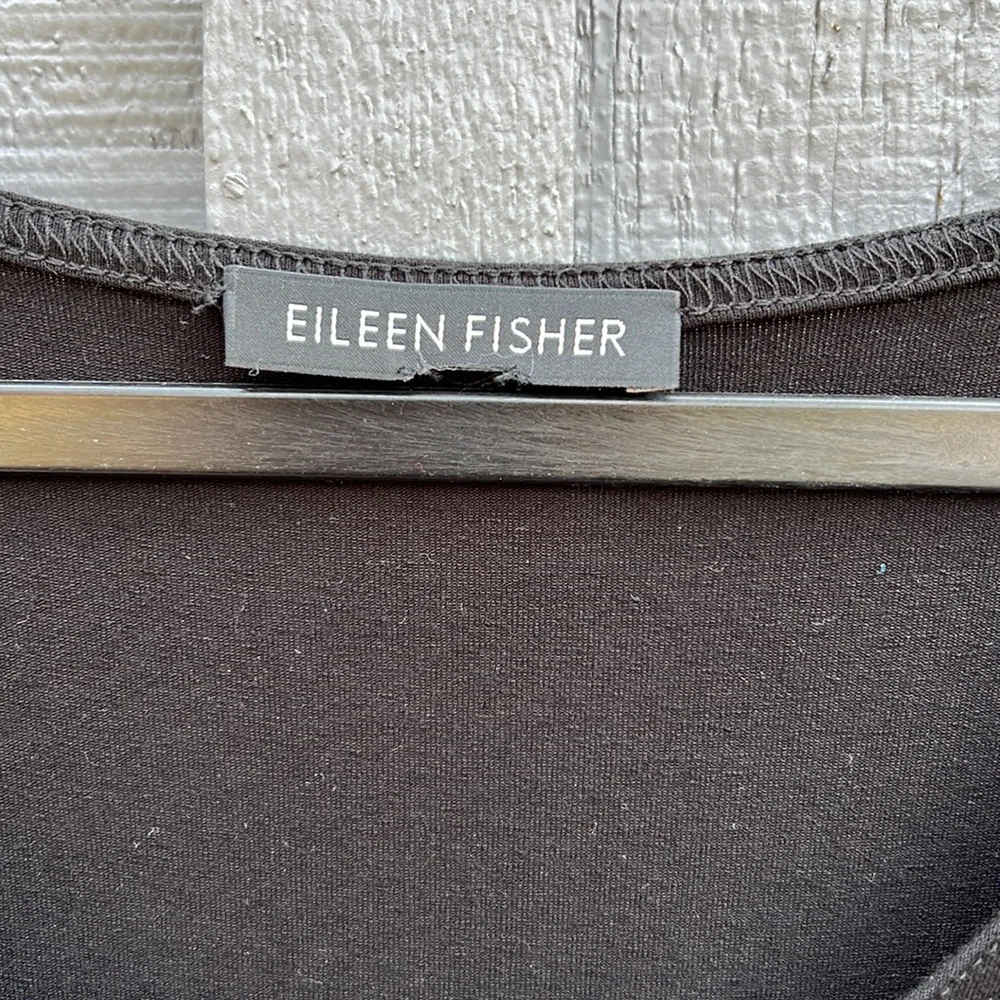 Eileen Fisher reposhing this