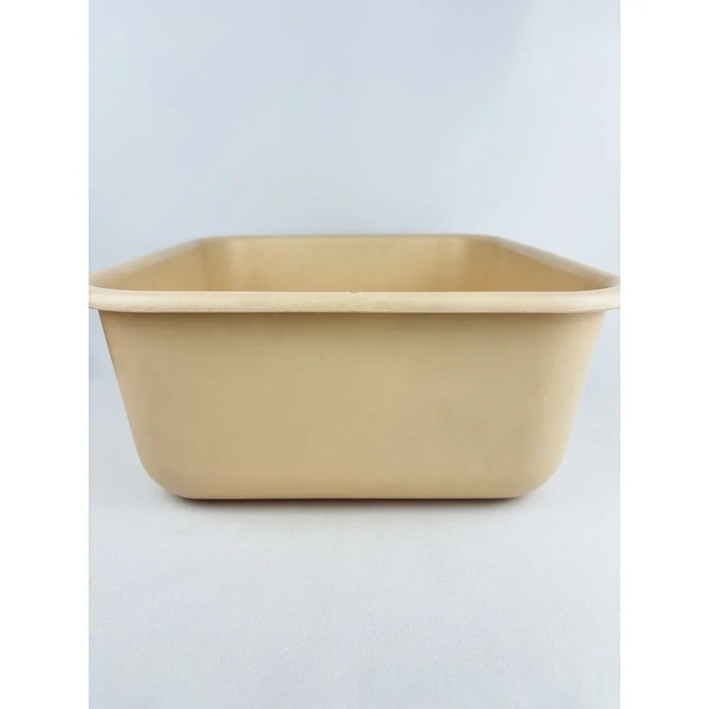 Rubbermaid vintage almond