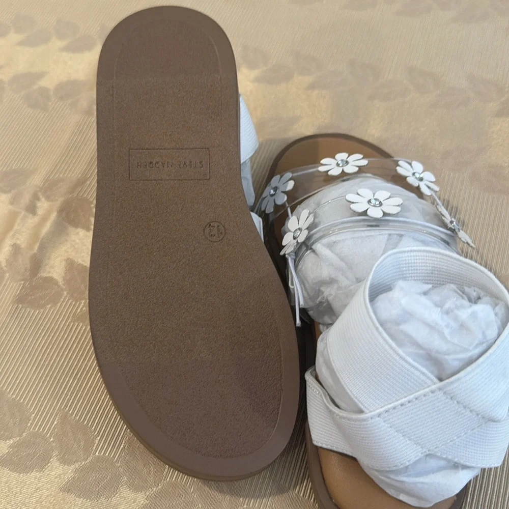Steve Madden Kids Jashlin Daisy Embellished Sandal
