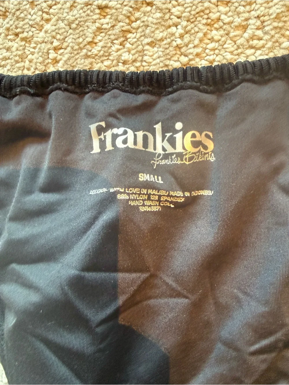 Frankies Bikinis sexy fun