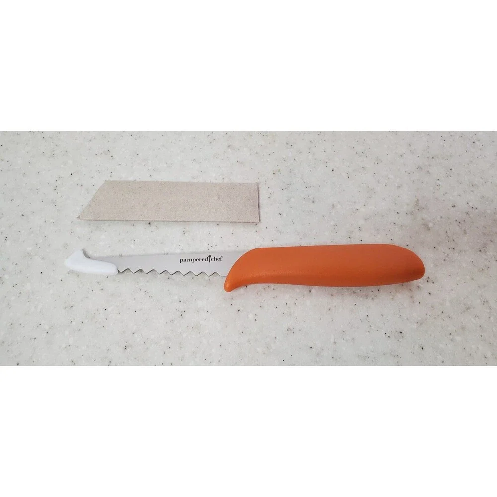 Pampered Chef My Safe Cutter Serrated Knife Pumpkin Carving Tool Halloween